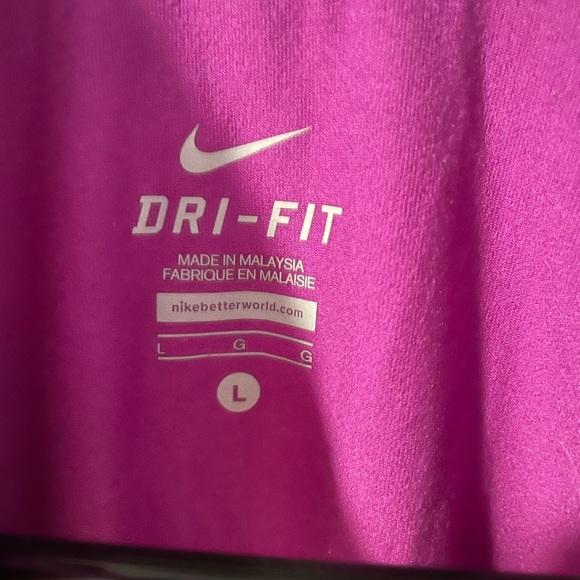 •SOLD• Nike DRI - FIT Quarter Zip - Picture 3 of 5